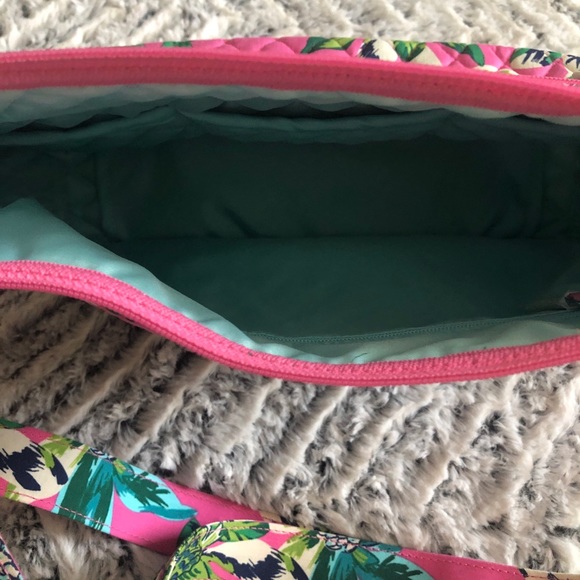 VERA BRADLEY Crossbody - Picture 4 of 8